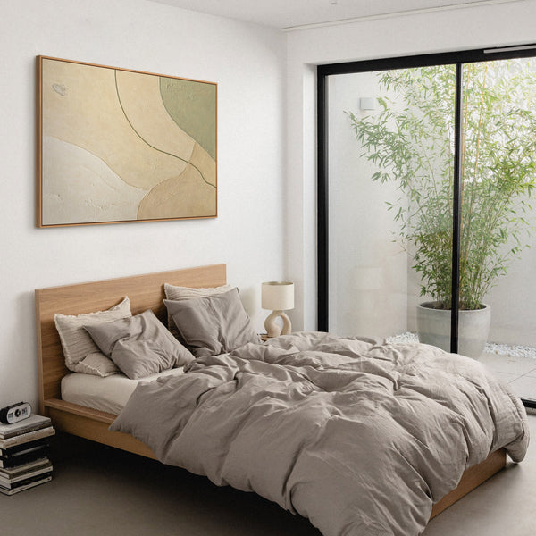 Modern canvas prints with organic lines in the "Sandweg" frame
