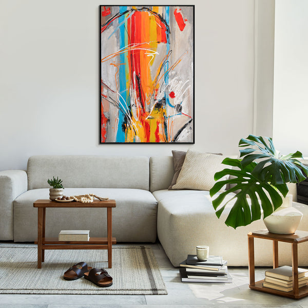 Abstraktes buntes Gemälde als moderne Wanddeko über Sofa im Wohnzimmer