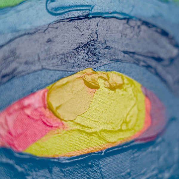 Detail bunter Acrylstruktur mit Neonfarben und Linien