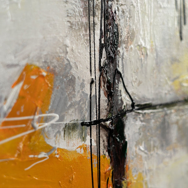 Detaillierte Ansicht der Acryltextur mit Linien und warmen Farbtönen