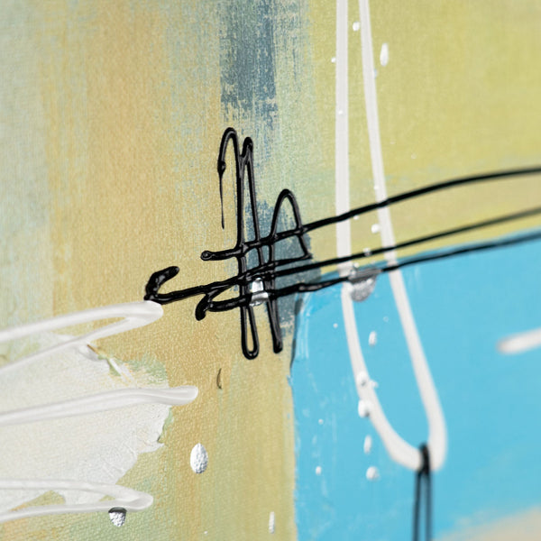 Detailansicht Acrylstruktur mit schwarz-weißen Linien auf Gelb