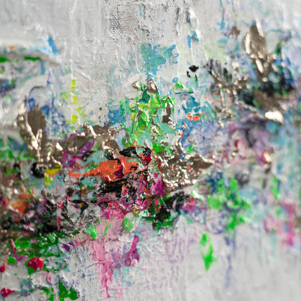 Farbige Textur mit pinken und grünen Akzenten auf Acryl