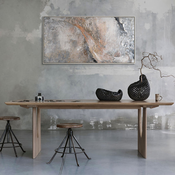 Abstraktes Leinwandbild mit Struktur im modernen Interieur
