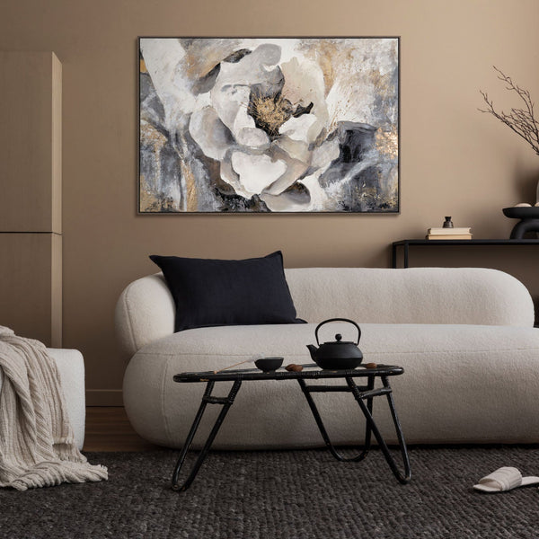Blumenbild groß im modernen Interieur mit Naturtönen