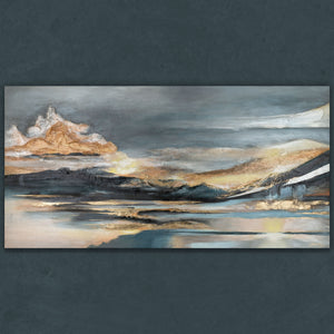 Abstrakte Landschaft mit Lichtreflexionen in Blau, Gold und Grau
